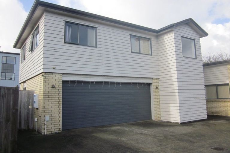 Photo of property in 58a Swanson Road, Henderson, Auckland, 0610