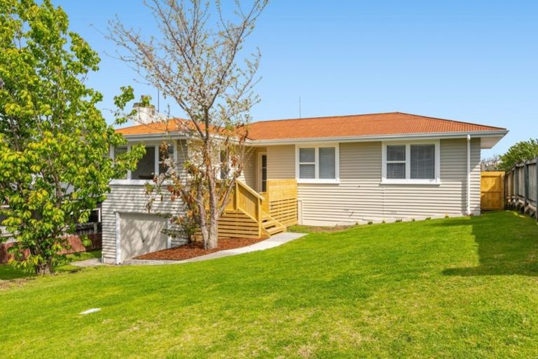 Photo of property in 6 Wembury Grove, Parkvale, Tauranga, 3112