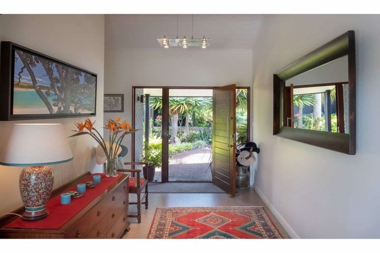 Photo of property in 19 Ao Marama Place, Kerikeri, 0294