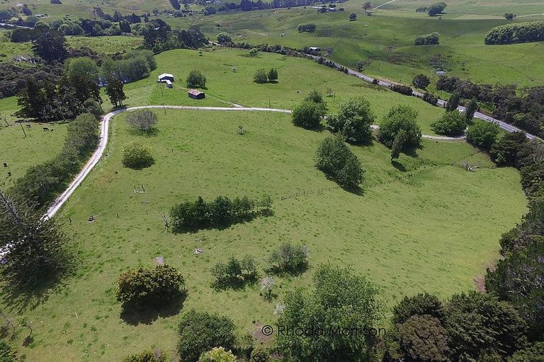 Photo of property in 535 Whakapirau Road, Whakapirau, Maungaturoto, 0583