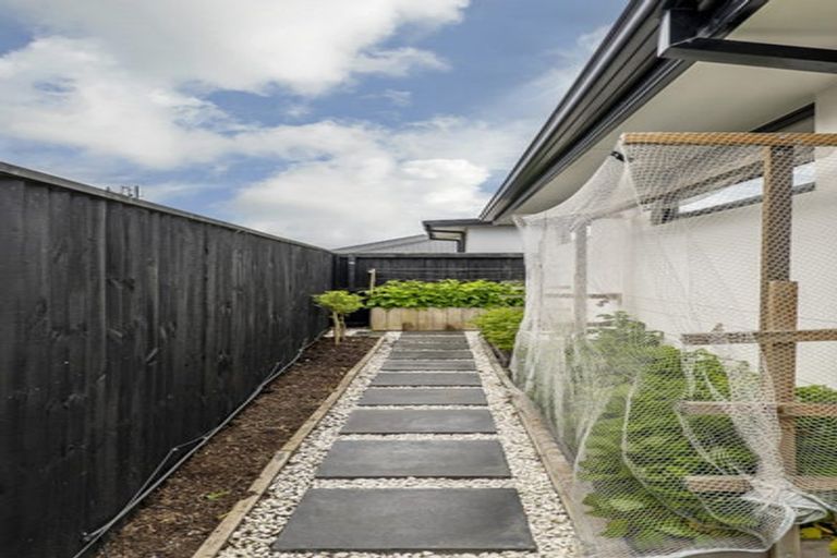 Photo of property in 5 Dennis Lane, Halswell, Christchurch, 8025