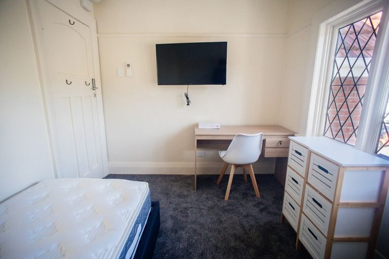 Photo of property in 35 Heriot Row, Dunedin Central, Dunedin, 9016