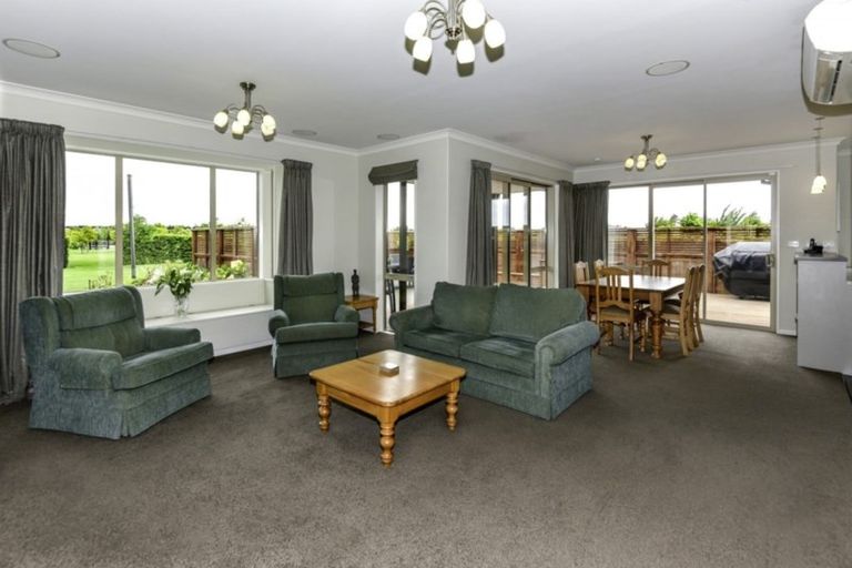 Photo of property in 17 Mchugh Crescent, Darfield, 7510