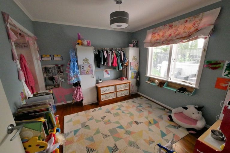 Photo of property in 2/71 Gardner Avenue, New Lynn, Auckland, 0600