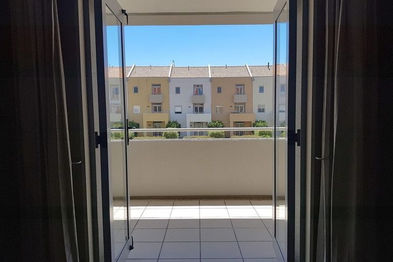 Photo of property in Marrakech Cafe, 76/305 Evans Bay Parade, Hataitai, Wellington, 6021