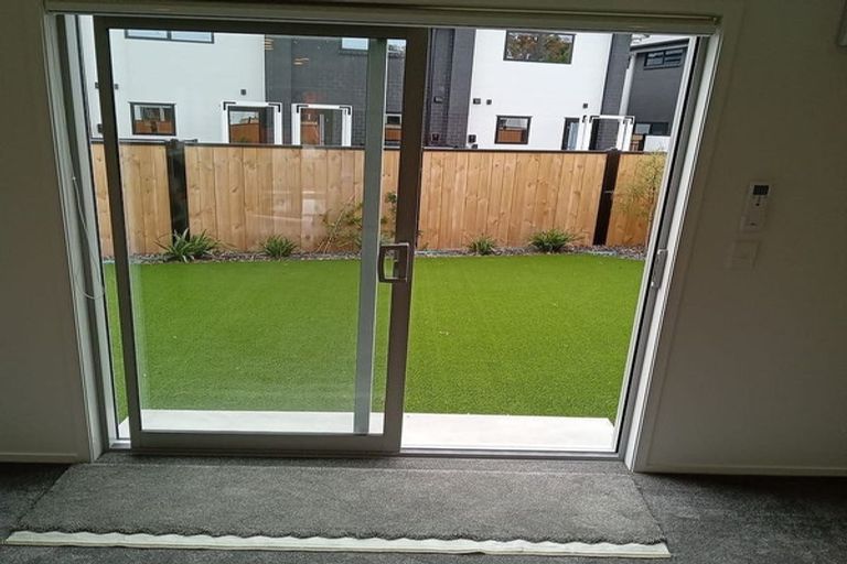 Photo of property in 1/5 Matata Place, Dallington, Christchurch, 8061