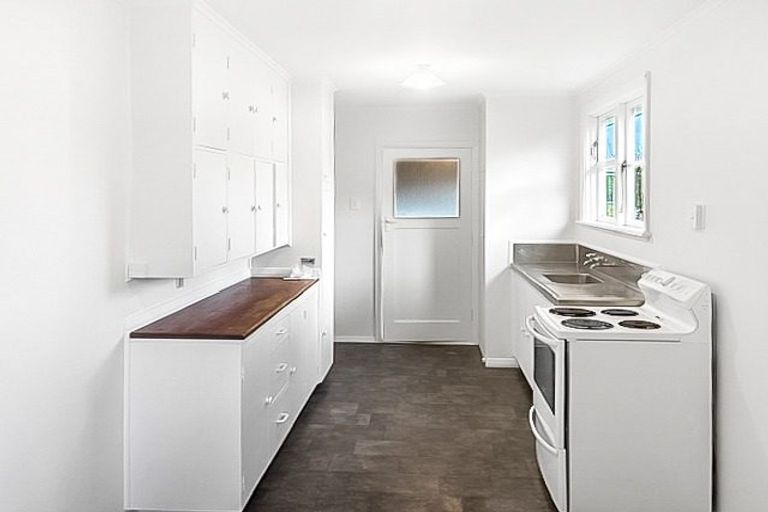 Photo of property in 15 Redfern Street, Dannevirke, 4930