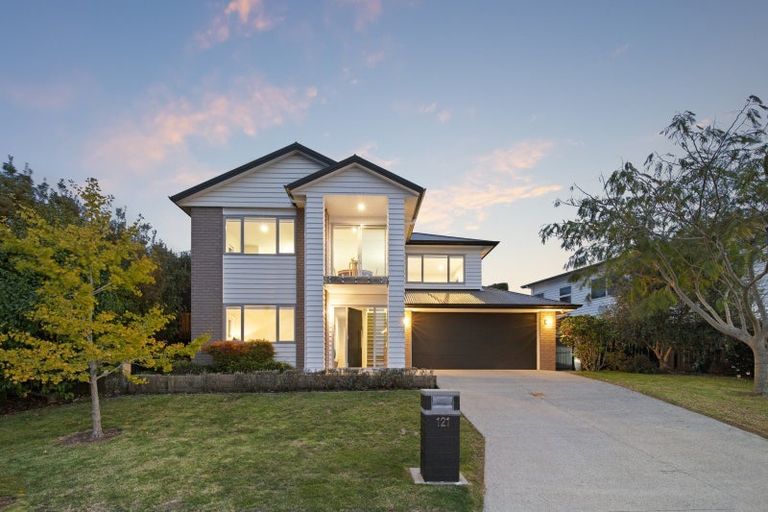 Photo of property in 121 Isabella Drive, Pukekohe, 2120
