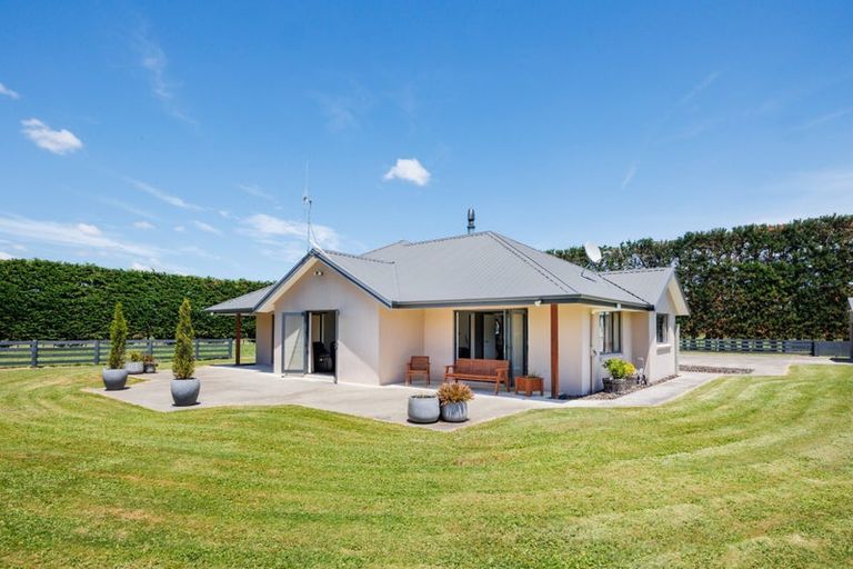 Photo of property in 118 Clevely Line, Bunnythorpe, Palmerston North, 4478