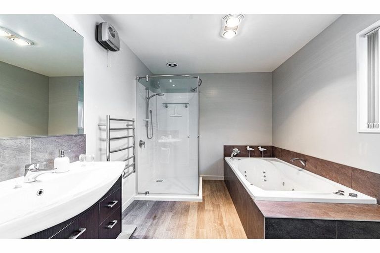 Photo of property in 15 Elm Drive, Rangiora, 7400