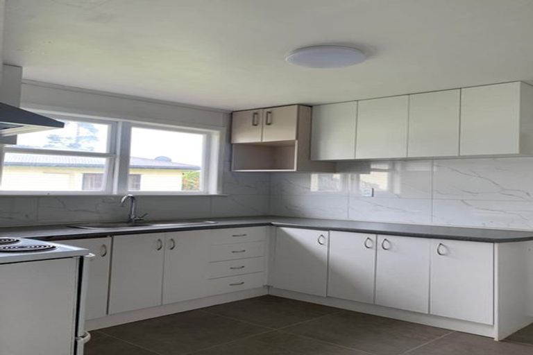 Photo of property in 14b Ivon Road, Otara, Auckland, 2023