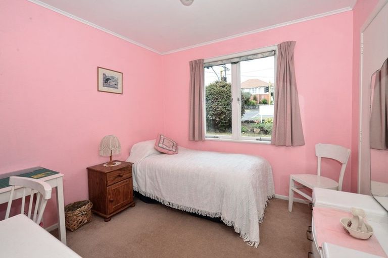 Photo of property in 100 Forest Lake Road, Forest Lake, Hamilton, 3200