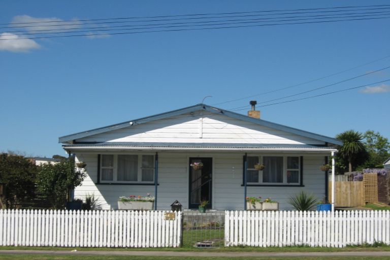 Photo of property in 174 Hakanoa Street, Huntly, 3700