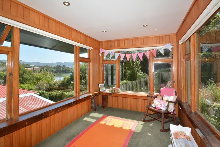 Photo of property in 2 Bacon Street, Broad Bay, Dunedin, 9014