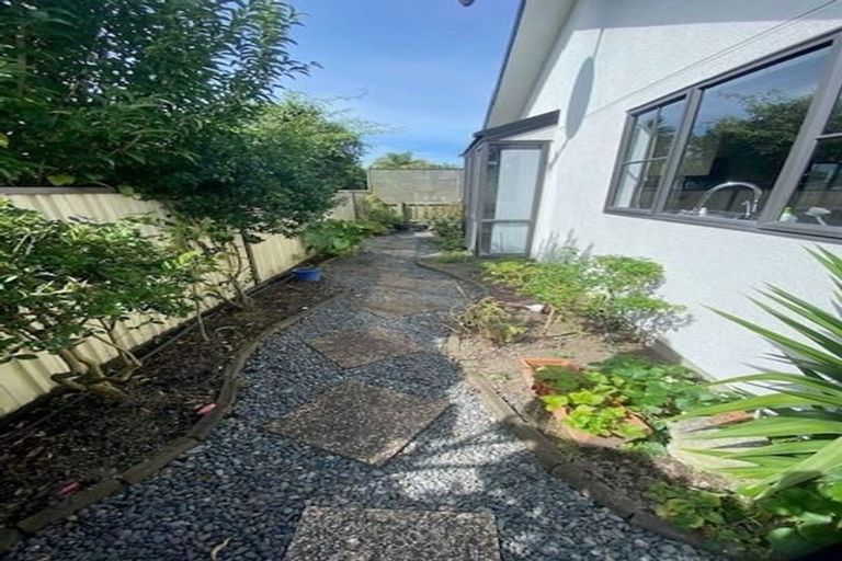 Photo of property in 806a Grove Road, Mayfair, Hastings, 4122