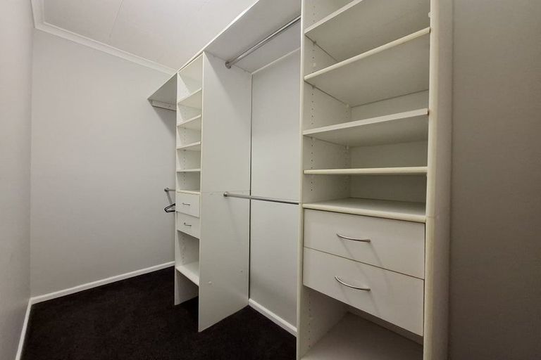 Photo of property in 53 Wallace Place, Westown, New Plymouth, 4310