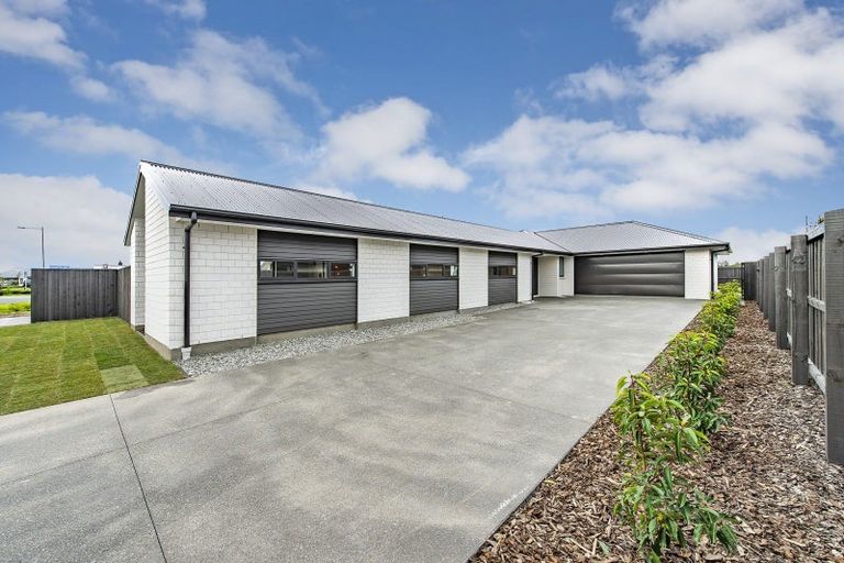 Photo of property in 164 Shillingford Boulevard, Rolleston, 7615