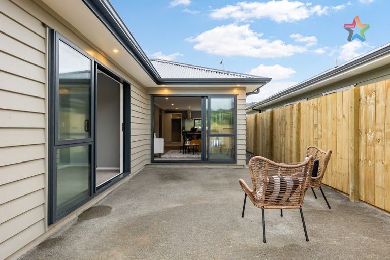 Photo of property in 38 Harry Martin Lane, Wainuiomata, Lower Hutt, 5014
