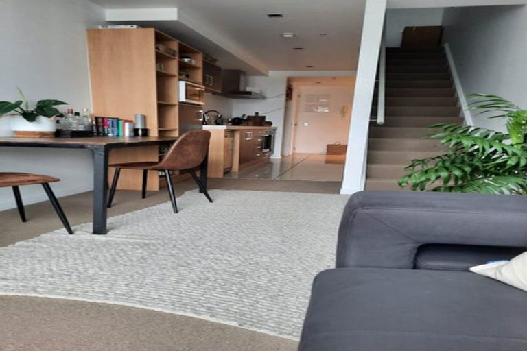 Photo of property in Monument Apartments, 3e/245 Wakefield Street, Te Aro, Wellington, 6011