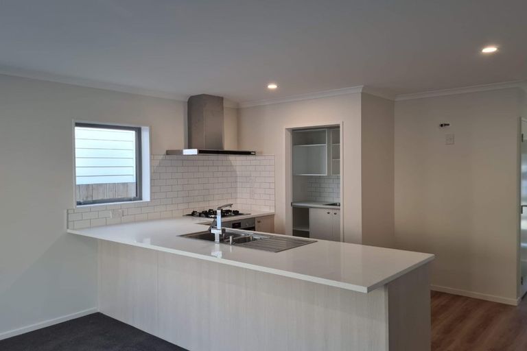 Photo of property in 143 Amesbury Drive, Churton Park, Wellington, 6037