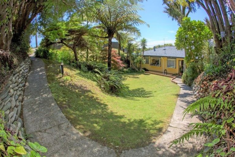 Photo of property in 27 Freyberg Terrace, Greymouth, 7805