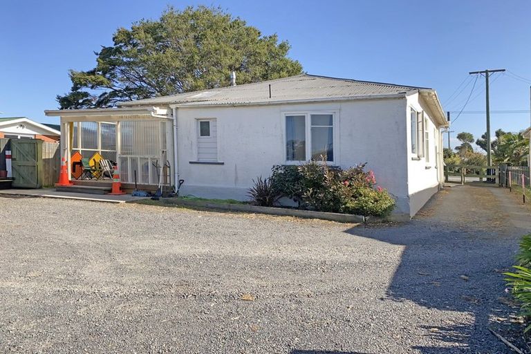 Photo of property in 105 Clyde Street, Balclutha, 9230