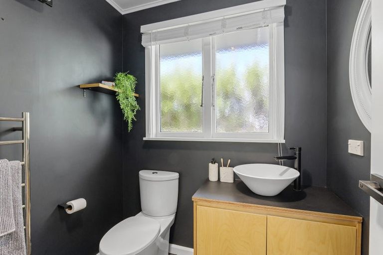 Photo of property in 141 Packe Street, Edgeware, Christchurch, 8013