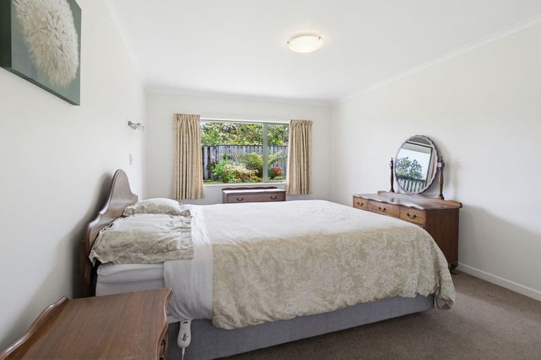 Photo of property in 5 Wilson Place, Marton, 4710