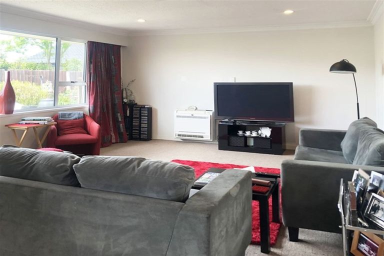 Photo of property in 2/4 Roker Street, Somerfield, Christchurch, 8024