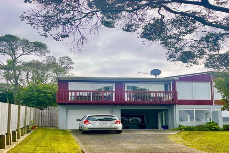 Photo of property in 1/131 Glamorgan Drive, Torbay, Auckland, 0630