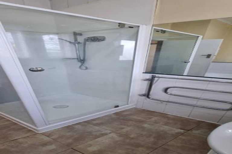 Photo of property in 1/58 Weymouth Road, Manurewa, Auckland, 2102