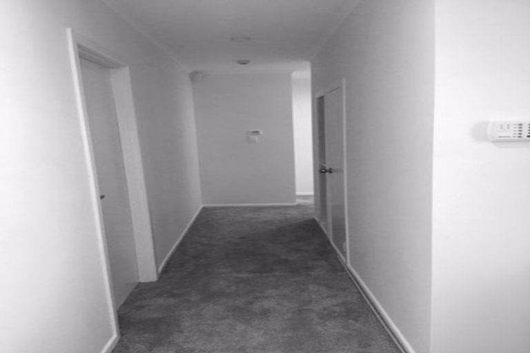 Photo of property in 2/17 Tristram Avenue, Forrest Hill, Auckland, 0620