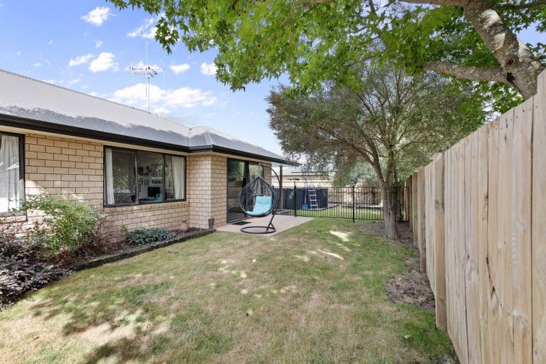 Photo of property in 4 Durmast Court, Cambridge, 3434