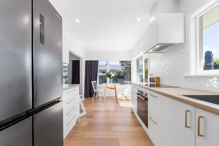 Photo of property in 1/420 Memorial Avenue, Burnside, Christchurch, 8053