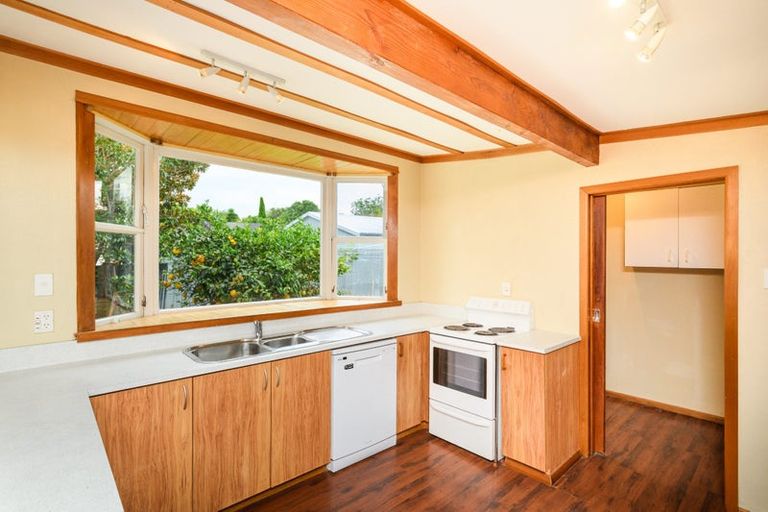 Photo of property in 9 Burns Avenue, Takaro, Palmerston North, 4412
