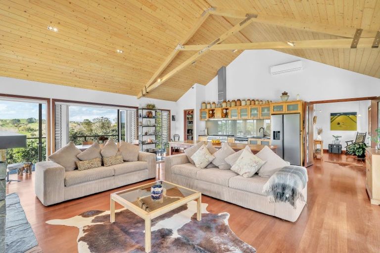 Photo of property in 134 Phillips Road, Kaiwaka, 0573