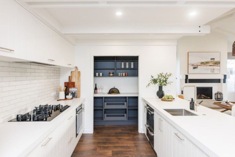 Photo of property in 1 Te Ara Lane, Hokowhitu, Palmerston North, 4410