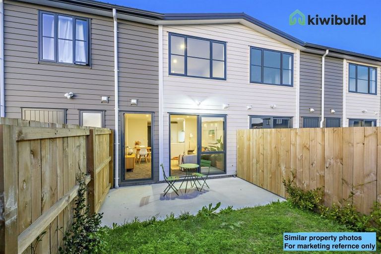 Photo of property in 61 Saddleback Crescent, Papakura, 2110