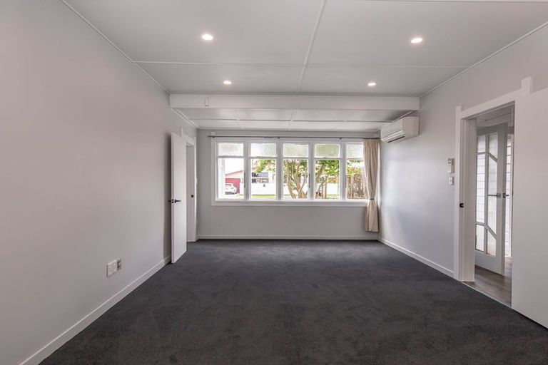 Photo of property in 96 Romilly Street, Westport, 7825