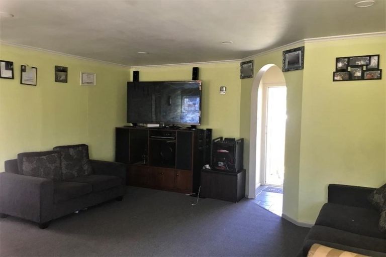 Photo of property in 22 Claude Avenue, Papatoetoe, Auckland, 2025