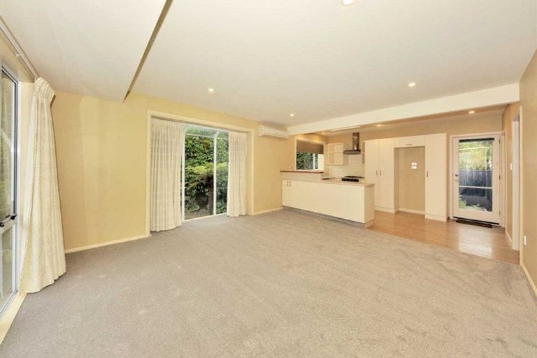 Photo of property in 20 Highfield Place, Avonhead, Christchurch, 8042