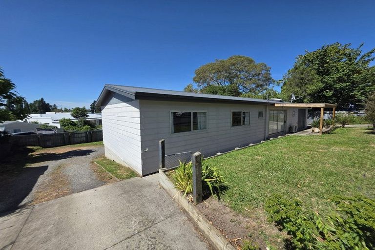 Photo of property in 55 Waverley Street, Waipawa, 4210