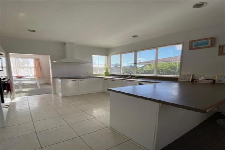 Photo of property in 55 Millhouse Drive, Northpark, Auckland, 2013