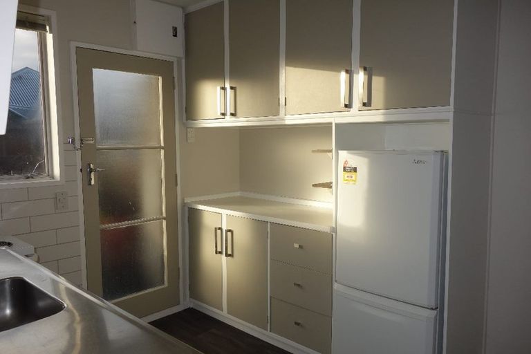 Photo of property in 3/64 Avalon Street, Richmond, Christchurch, 8013