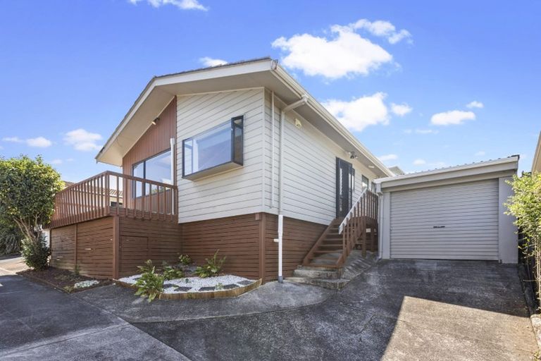 Photo of property in 4/3 Henry Street, Avondale, Auckland, 1026