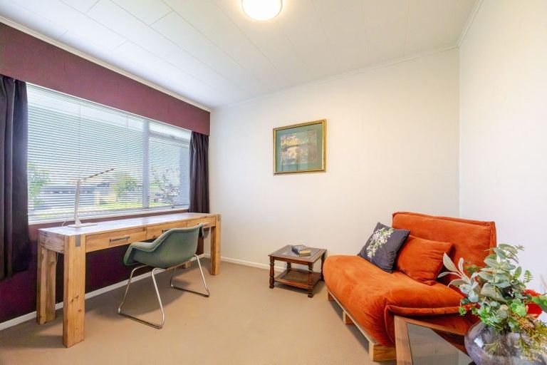 Photo of property in 13 Westminster Avenue, Tamatea, Napier, 4112