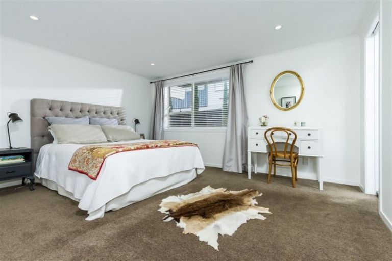 Photo of property in 25 Regent Street, Devonport, Auckland, 0624