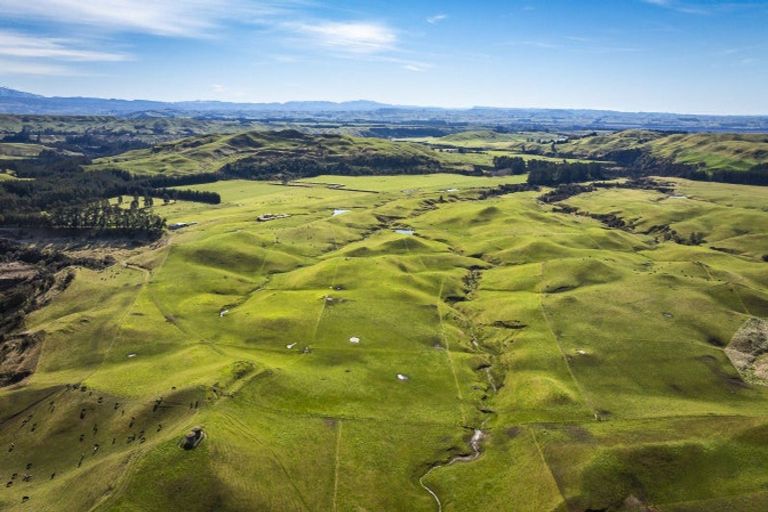 Photo of property in 1233 Kereru Road, Maraekakaho, Hastings, 4171