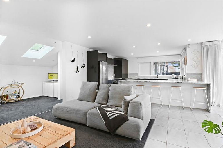 Photo of property in 68 Blighs Road, Strowan, Christchurch, 8052