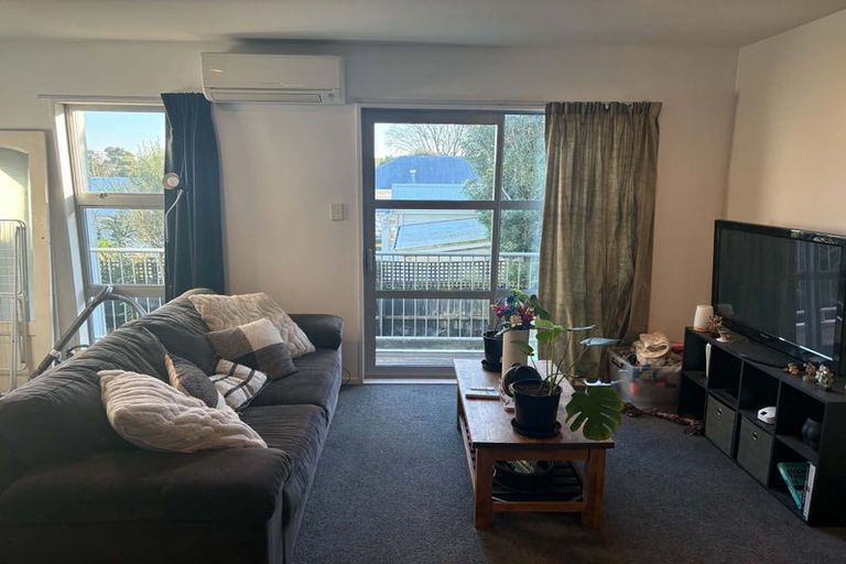 Photo of property in 4/62 Burke Street, Addington, Christchurch, 8024